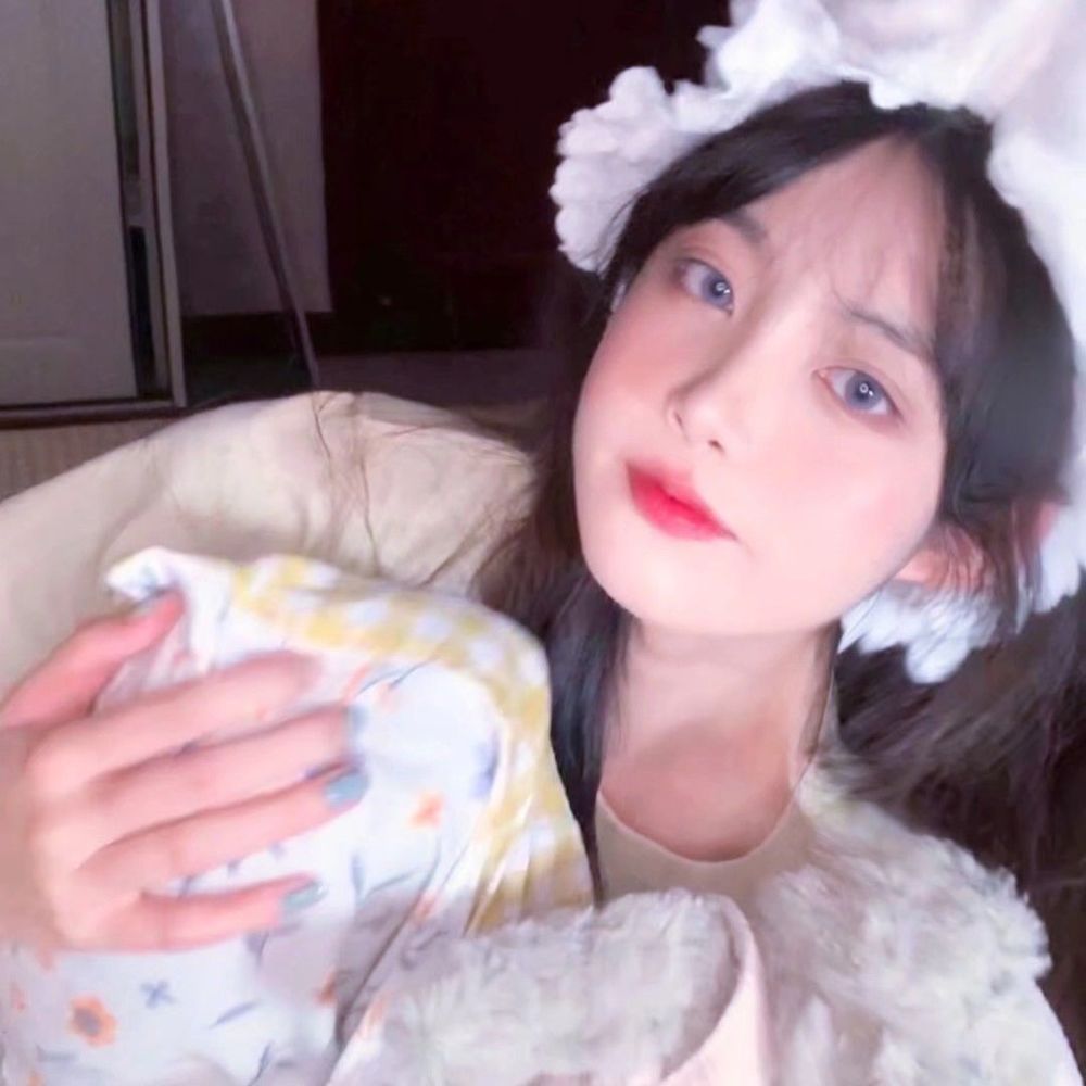 优质精选小众温柔甜美女生头像404