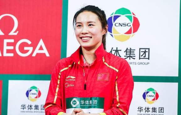 施廷懋和王涵这对中国跳水队最强组合以326.40的总分夺冠.