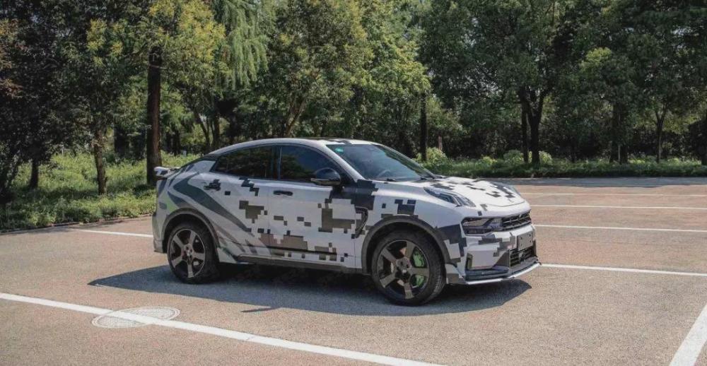 吉利又一重磅SUV！比领克03＋动力还强，标配四驱预售25万起