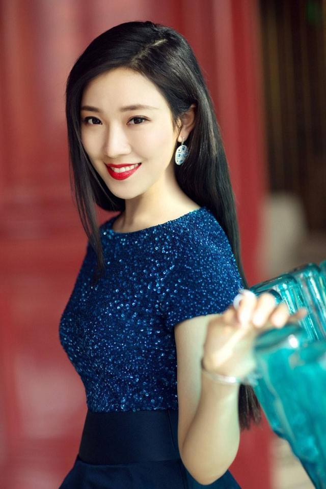 孙雪宁孙雪宁,1993年8月16日出生于辽宁大连,中国内地女演员,毕业于