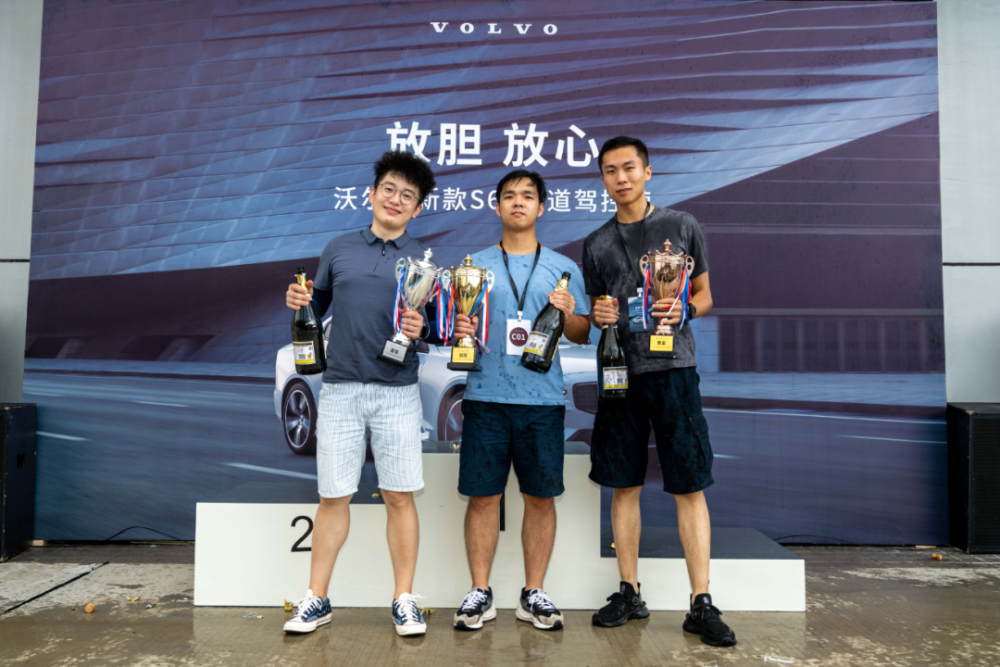 48V加持之后，沃尔沃S60在赛道里有多能打？