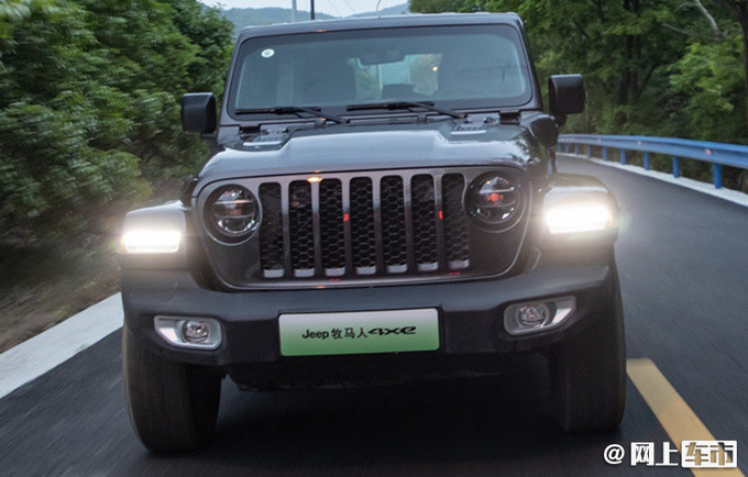 牧马人插混版正式上市！配置升级更丰富，售价53.49-61.49万