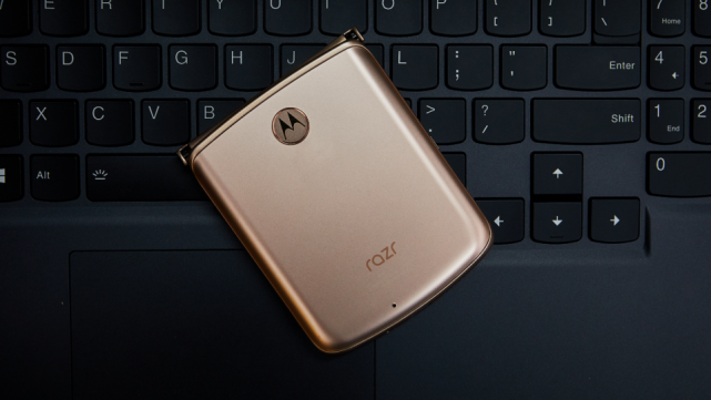 摩托罗拉razr 5g体验:用了大半年的折叠手机,现在还好吗?