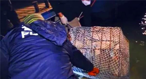 勒索五千万未果,将其关入铁笼沉尸湖底|胡方权|警方|千峡湖|温德姆