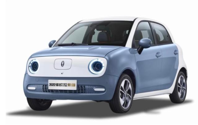 新欧拉黑猫放大招，贯穿式大屏加身，就是不跟宏光MINI EV走到一块