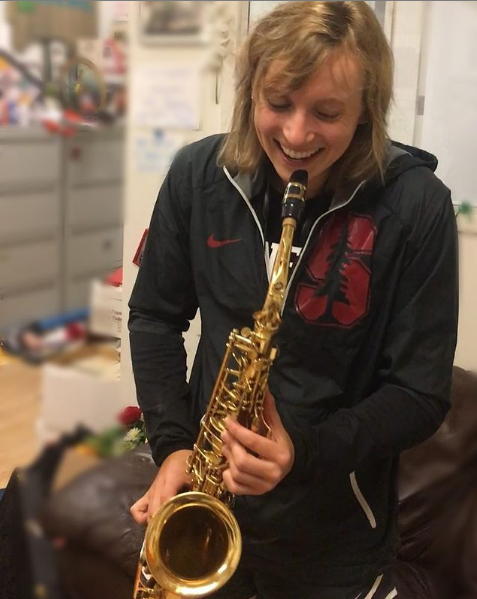 是的,看莱德基的长相就不难辨认出,她来自于一个德裔犹太人家庭,她的