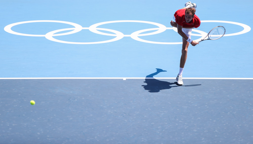 (东京奥运会)网球——男子单打:梅德韦杰夫晋级