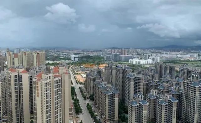 深圳人泪崩惠州楼市：知道会亏，没想到能亏掉一辆特斯拉……