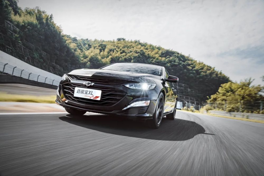 真的吗？这款中级车，不比GTI贵，却比GTI更快？