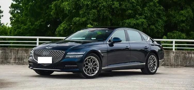 外观豪华到不敢认！豪华车阵营再添猛将，BBA地位要不保了？