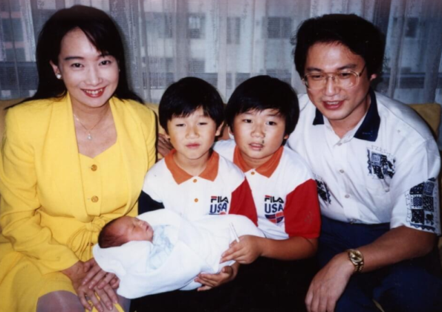 65岁陈美龄受访,承认家人曾反对她嫁日本人,幸好老公婚后很顾家