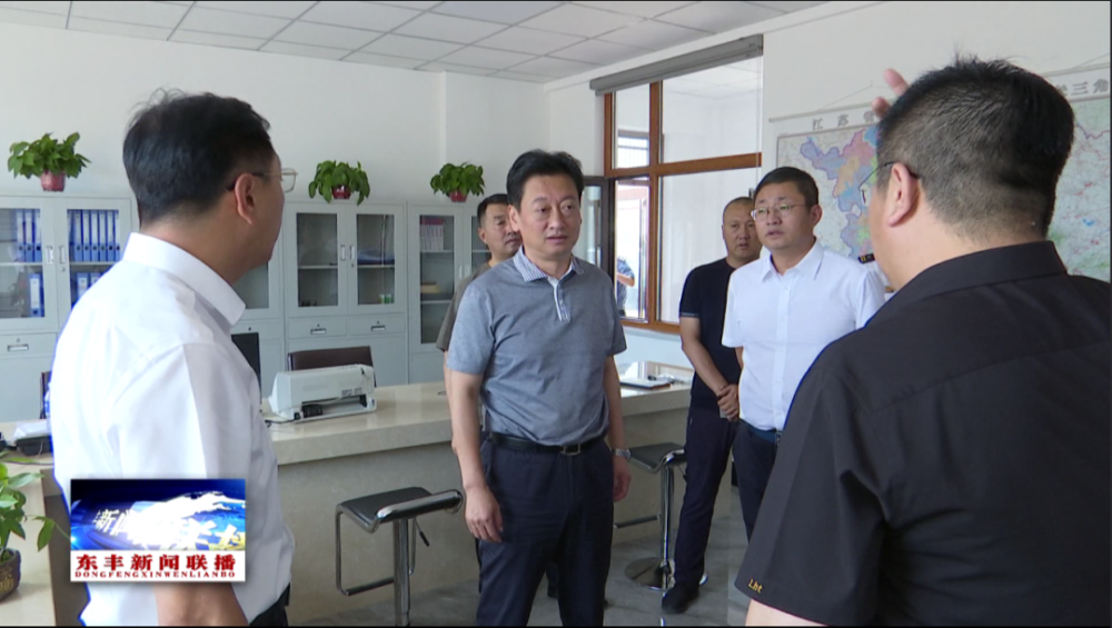 县委书记曾海洋检查安全生产防汛工作