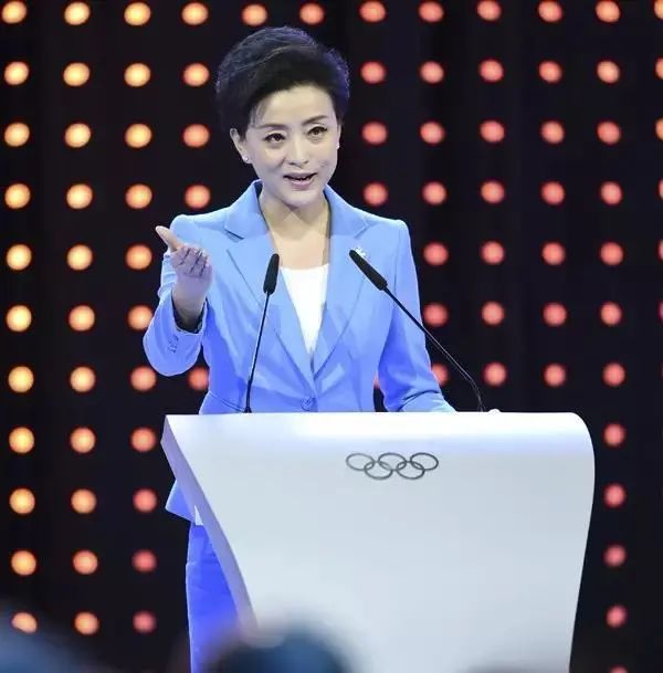 杨澜两次申奥英文演讲惊艳世界