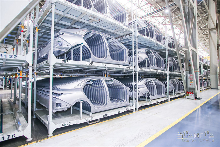 第七代伊兰特的“诞生地”——探访北京现代杨镇工厂自动化生产线