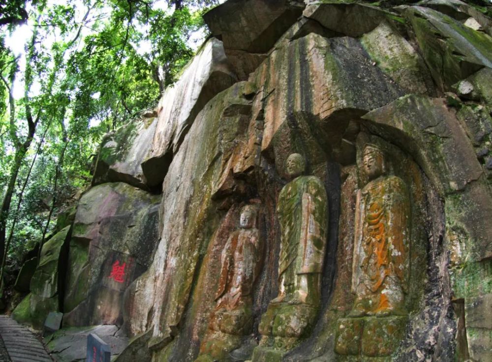 永春乌髻岩yongchun wuji rock乌髻岩坐落飞凤山坳,山水毓秀,岩寺始