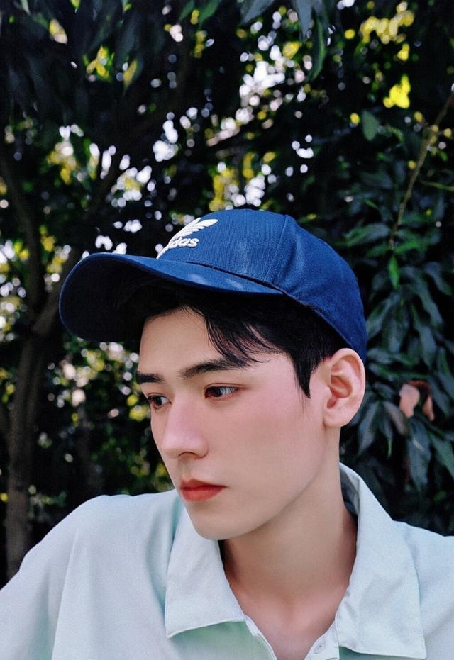 龚俊,一个一脸硬伤的玫瑰型美人_腾讯新闻