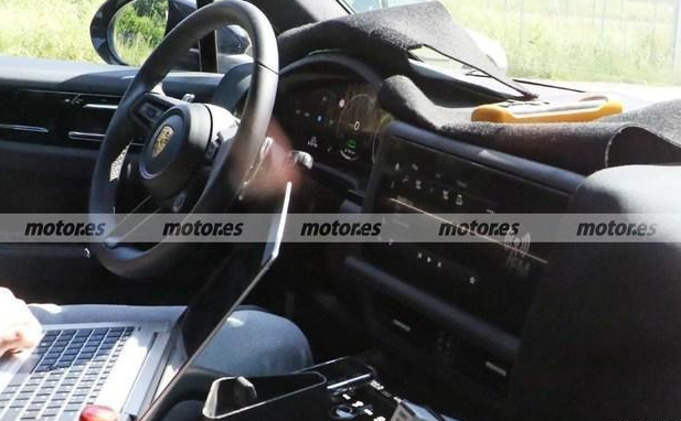 保时捷终于牛了！新车比添越还漂亮，4.0T爆640马力，要啥宝马奥迪