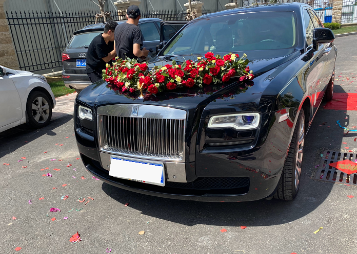 为什么说高速上很少看到劳斯莱斯、宾利、迈巴赫这类特级豪车？