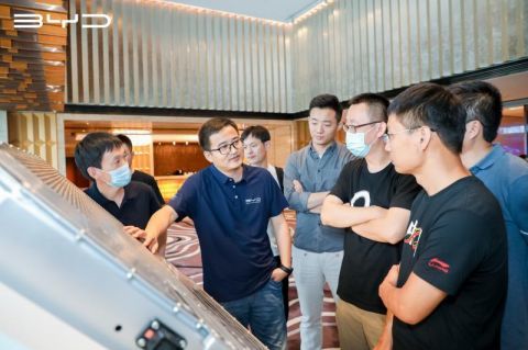 核心部件和关键技术自主研发 比亚迪DM-i超级混动集成五大优势