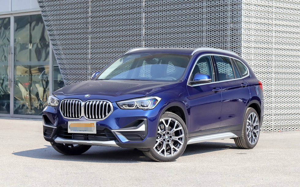 又降了，从27.8万跌破20.3万，开出去，光看车标就比汉兰达上档次