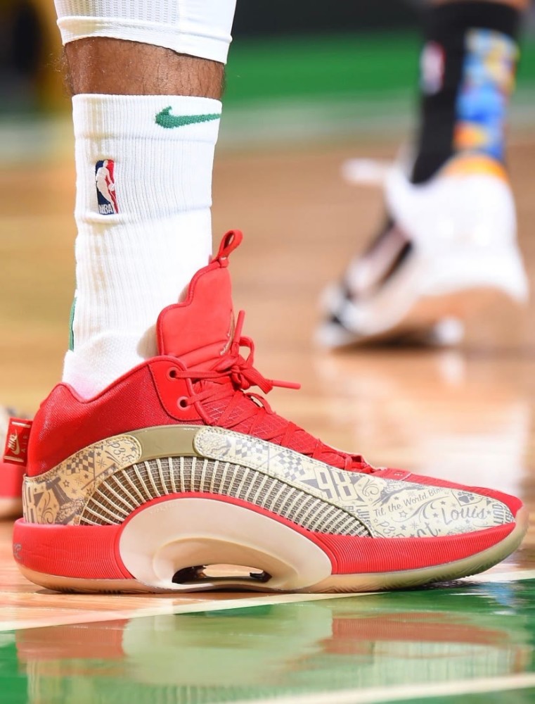 nba球星上脚kd13花卉色潮流时尚科比5红蓝配色我的最爱