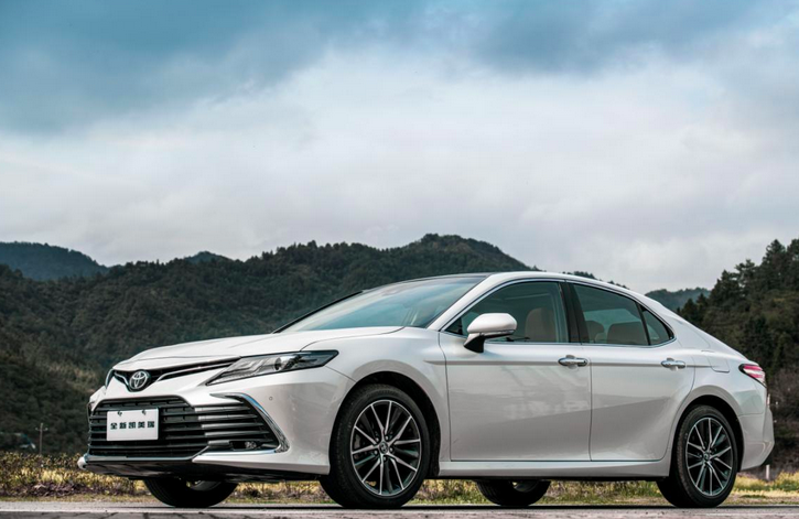 6月份仅凯美瑞一枝独秀，合资B级车市场变天了？