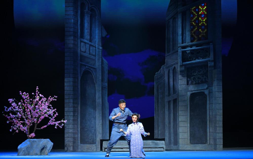 新版粤剧三家巷全新亮相青年人演青年人的故事