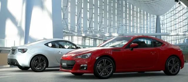 “二挡7200转”传说回归？新一代斯巴鲁BRZ国内开启盲订