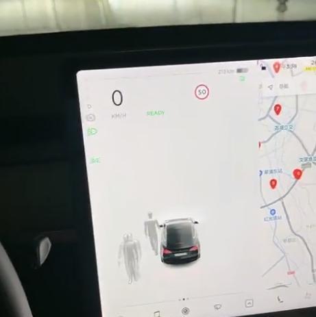四川成都：停车场凌晨空无一人，特斯拉雷达却检测到车旁有人走动