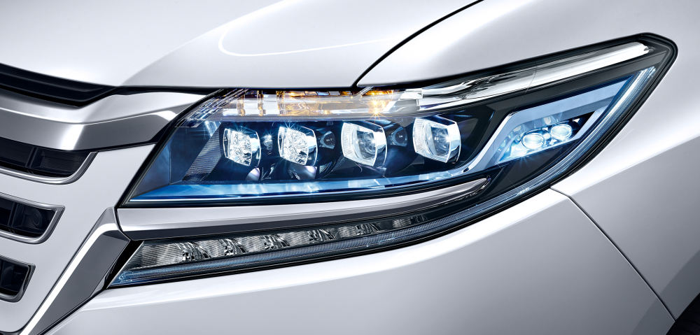 比奥德赛受欢迎的日系MPV，轴距2米9，油耗仅5.9L，两侧都带魔术门