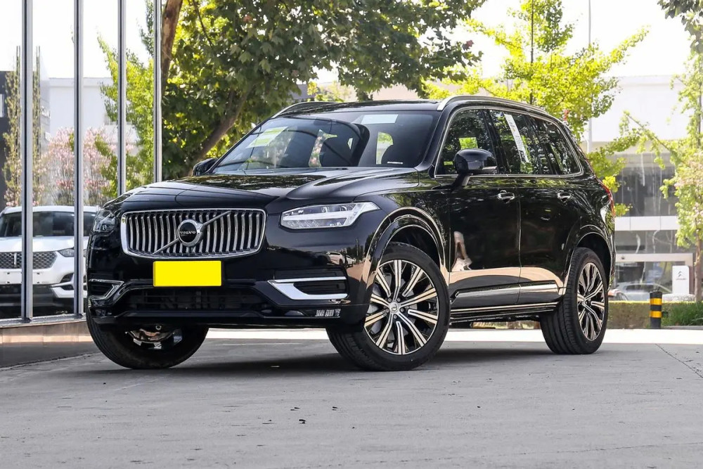 上市就狂降14万，7.9秒破百！它比宝马X5划算