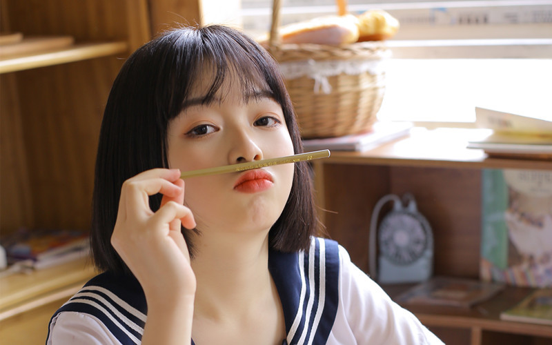 被上司打压却不停升职且看职场高手的逆袭人生
