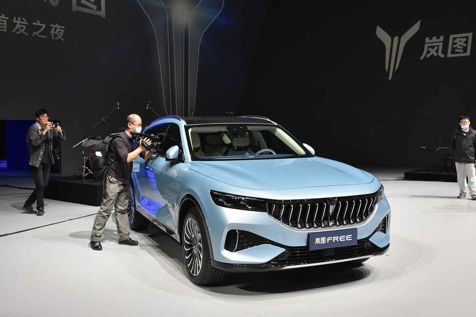 岚图青海湖挑战赛获11项大奖；小米招募自动驾驶研发精英