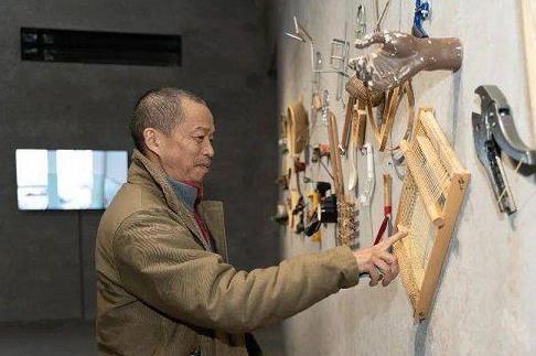 一举成名,火到了国外|何云昌|行为艺术|抱柱之信|和祠部王员外雪后