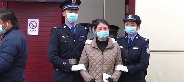 逃犯劳荣枝:整容后逃亡20年都没被发现,是谁发现了她?