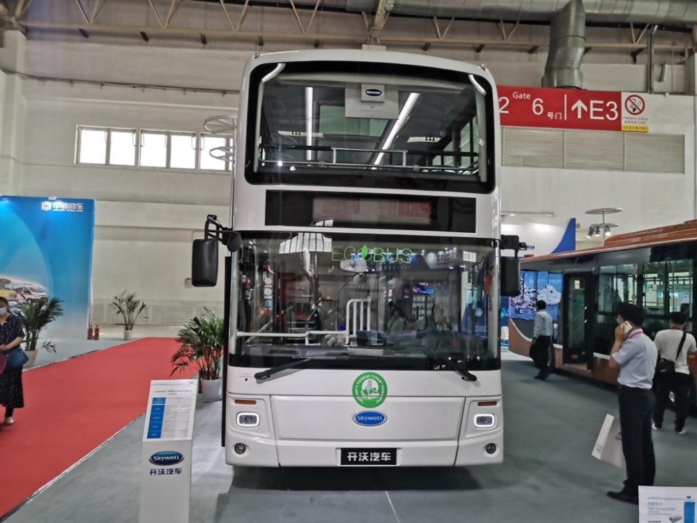 将要出口到蒙古的开沃G10双层客车什么样？