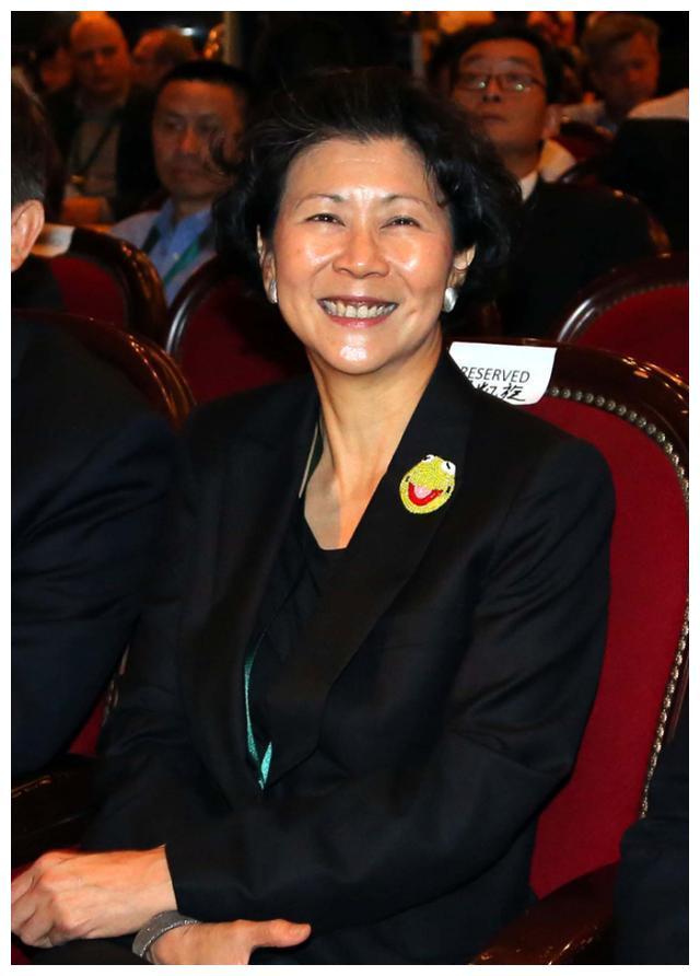 李嘉诚为何喜欢平凡的周凯旋?