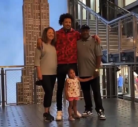 如果坎宁安能够成为状元,那么他将成为nba历史上第一位有孩子的状元郎