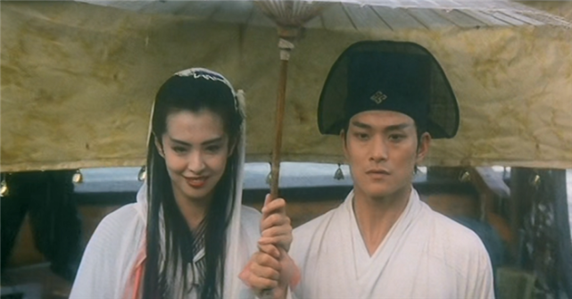 《青蛇》28年:巩俐梅艳芳错过,王祖贤临时救场,对徐克有信心