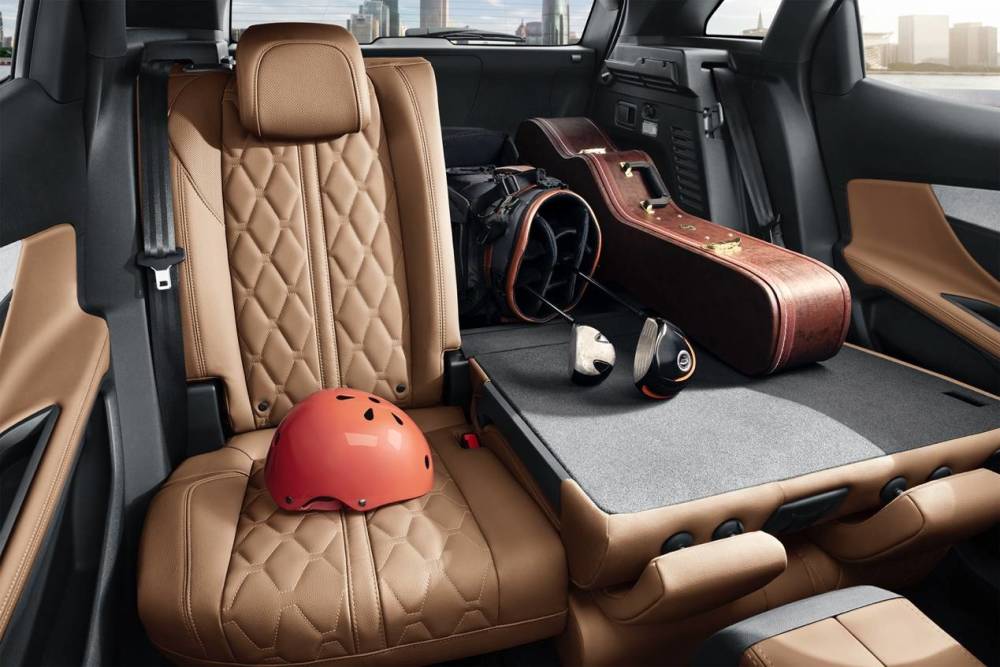 东风标致全新5008家庭用车首选 让全家的出行快乐安心