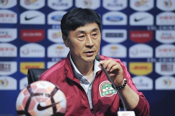 女足主教练贾秀全为什么这么"刚"?_腾讯新闻