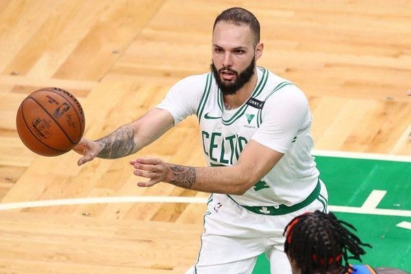 nba 奥运会两战成神！法国后卫遭NBA哄抢，湖人给出报价，有望达成！