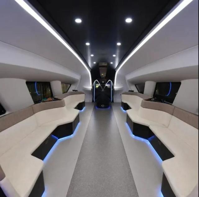 时速600公里高速磁悬浮列车搭载智能车窗可分区调光