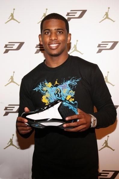 控卫之神cp3何去何从何日王wàng克里斯保罗生涯球鞋回顾