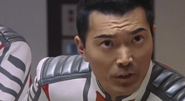 大概与一周前的坠落的陨石有关,宗方希望大古和堀井能够调查此事