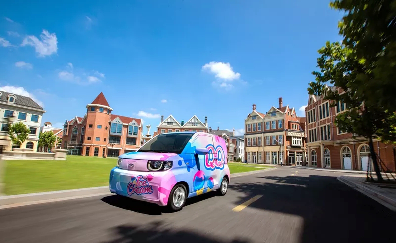 QQ复活，冰淇淋和马卡龙打起来了！