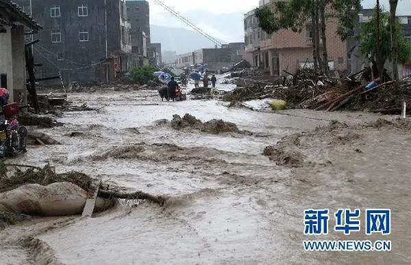 河南,河北等地出现极端强降雨天气 城市内涝,山洪泥石流等灾害时有