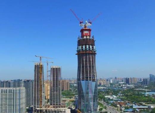 投资超过200亿,有望成为新地标|重庆|火锅|烂尾楼|成都|绿地中心