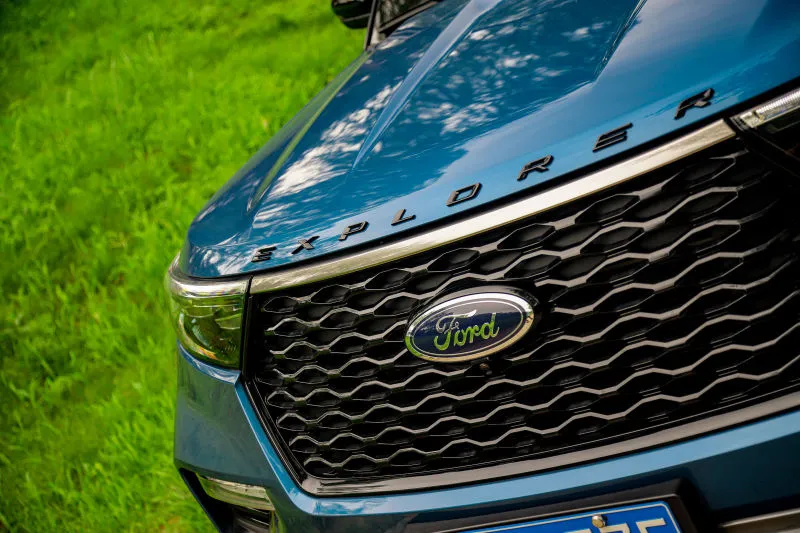 彪悍的大块头也有温情的内在，感受福特探险者的铁汉柔情