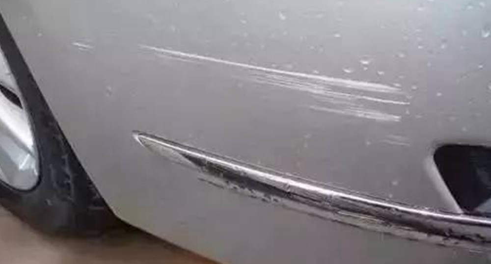 车上有许多划痕，为什么老司机不处理？原来是因为这几点